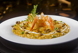 Risoto De Camarão e Abóbora - leite de coco, semente de abóbora e farinha bragantina